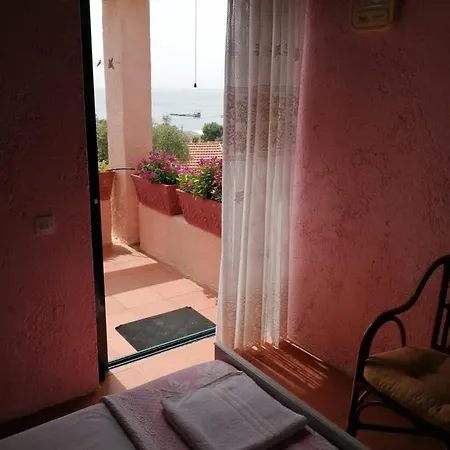 Houri's Apartament *