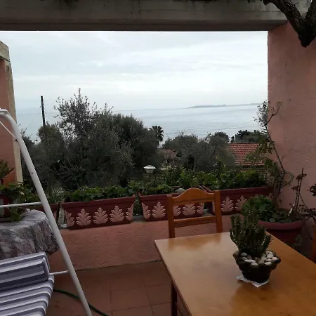 Apartament Houri's Barbati